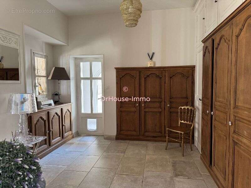 Maison à ANTONNE-ET-TRIGONANT