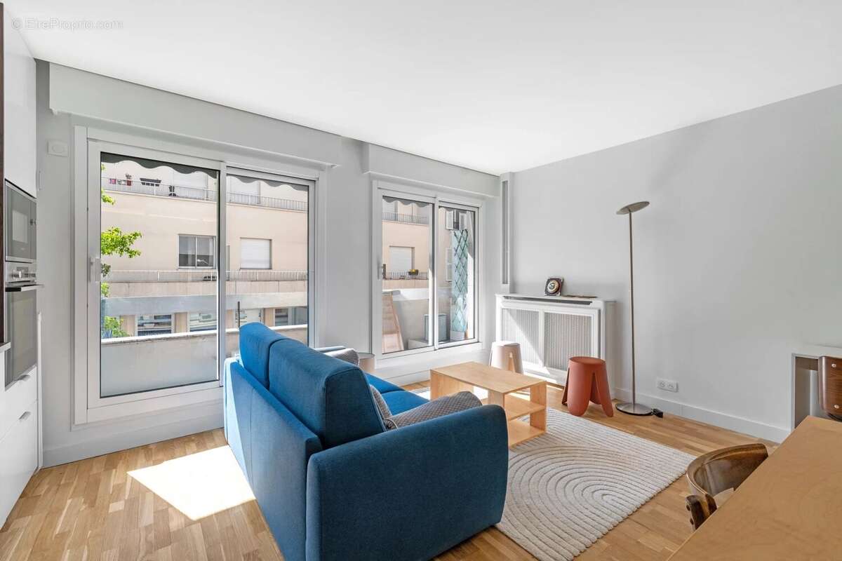 Appartement à LEVALLOIS-PERRET
