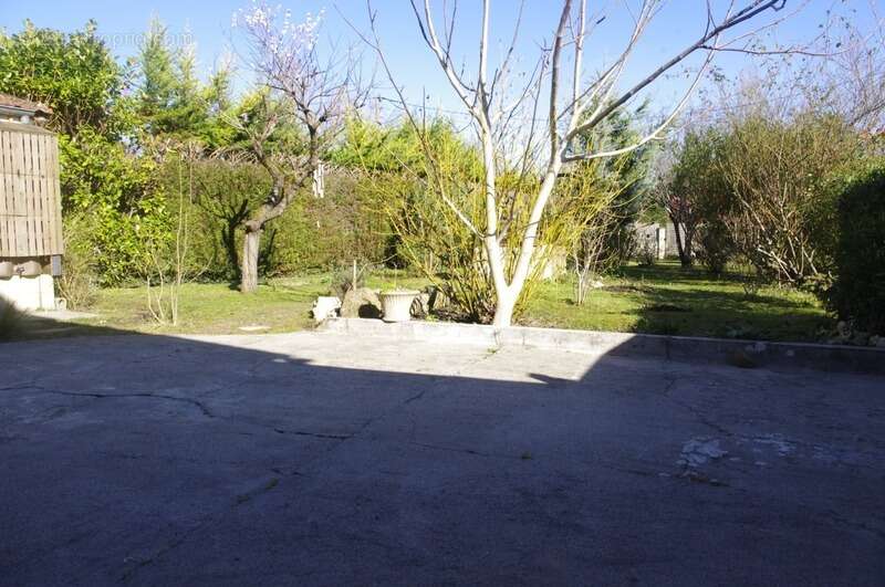 Maison à VIC-FEZENSAC