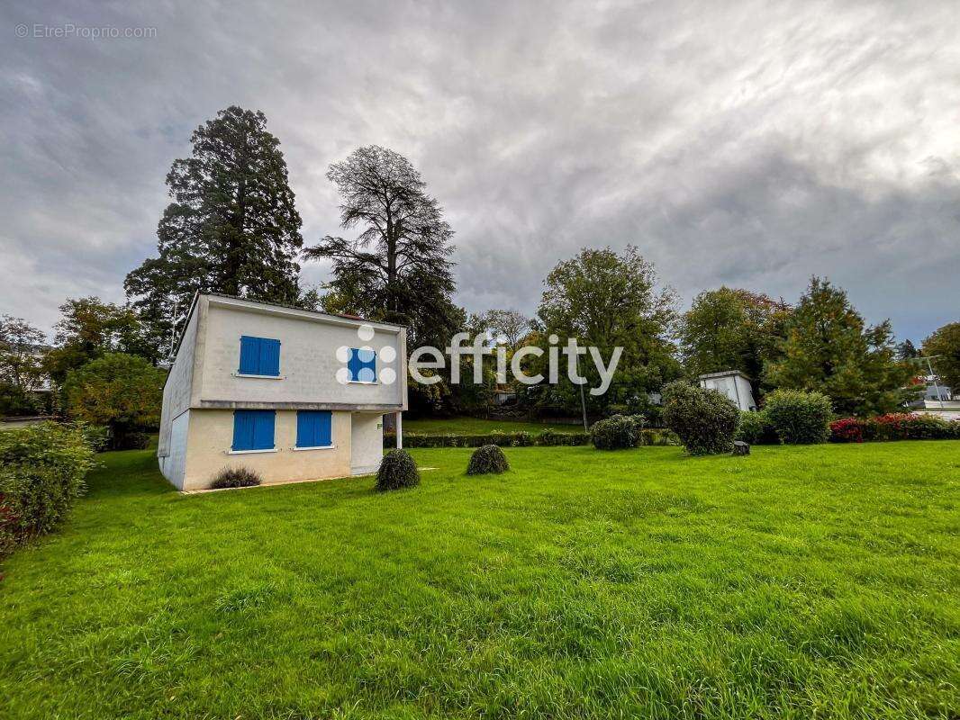 Maison 65 m² à Bourbon-Lancy  - photo 3