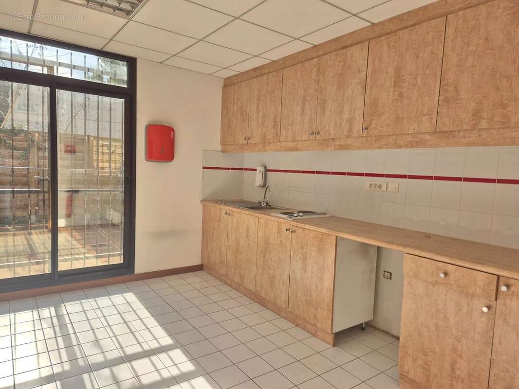 Commerce à LE CANNET