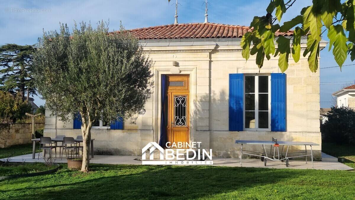 Maison à CUBZAC-LES-PONTS