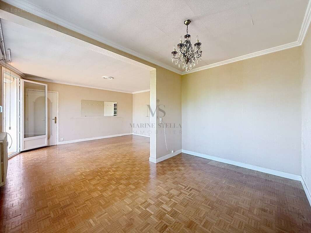 Appartement à BEZIERS