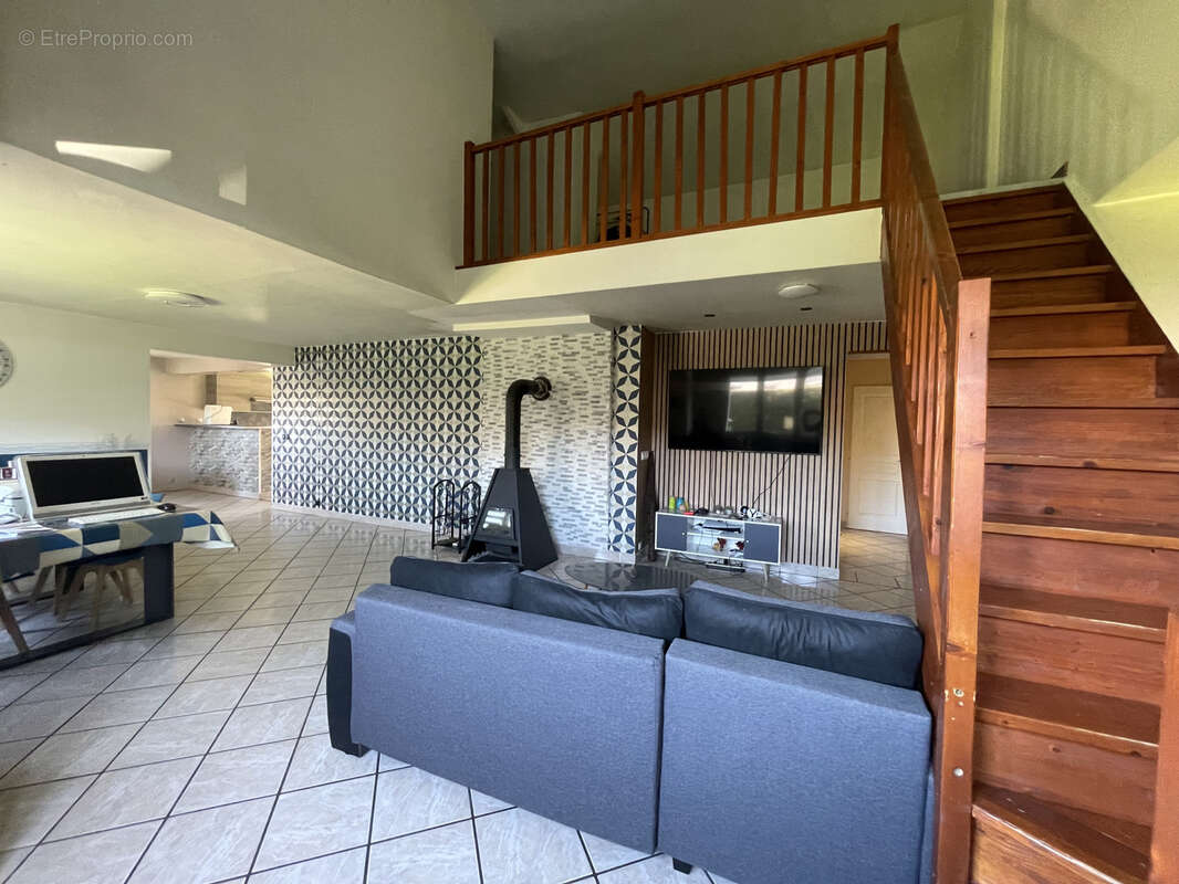 Maison à BUIRONFOSSE