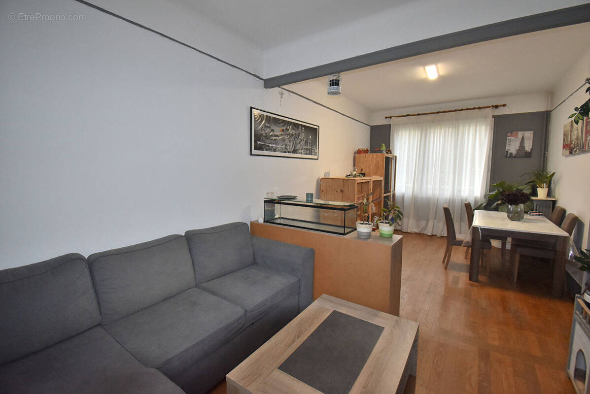 Maison à VENDEUVRE-SUR-BARSE