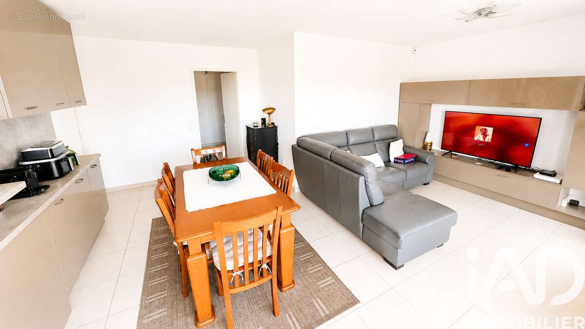 Photo 5 - Appartement à SAINTE-GENEVIEVE-DES-BOIS