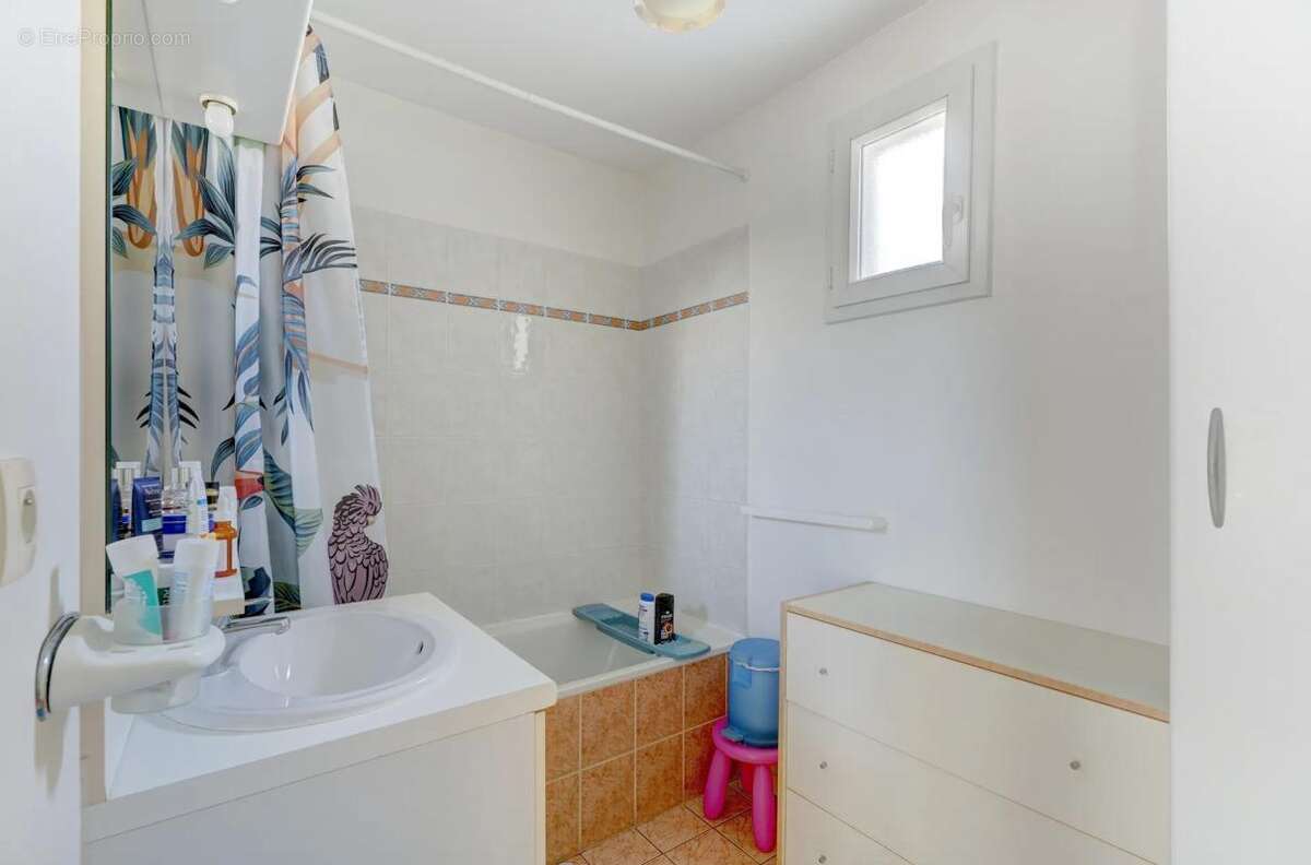 Appartement à TASSIN-LA-DEMI-LUNE