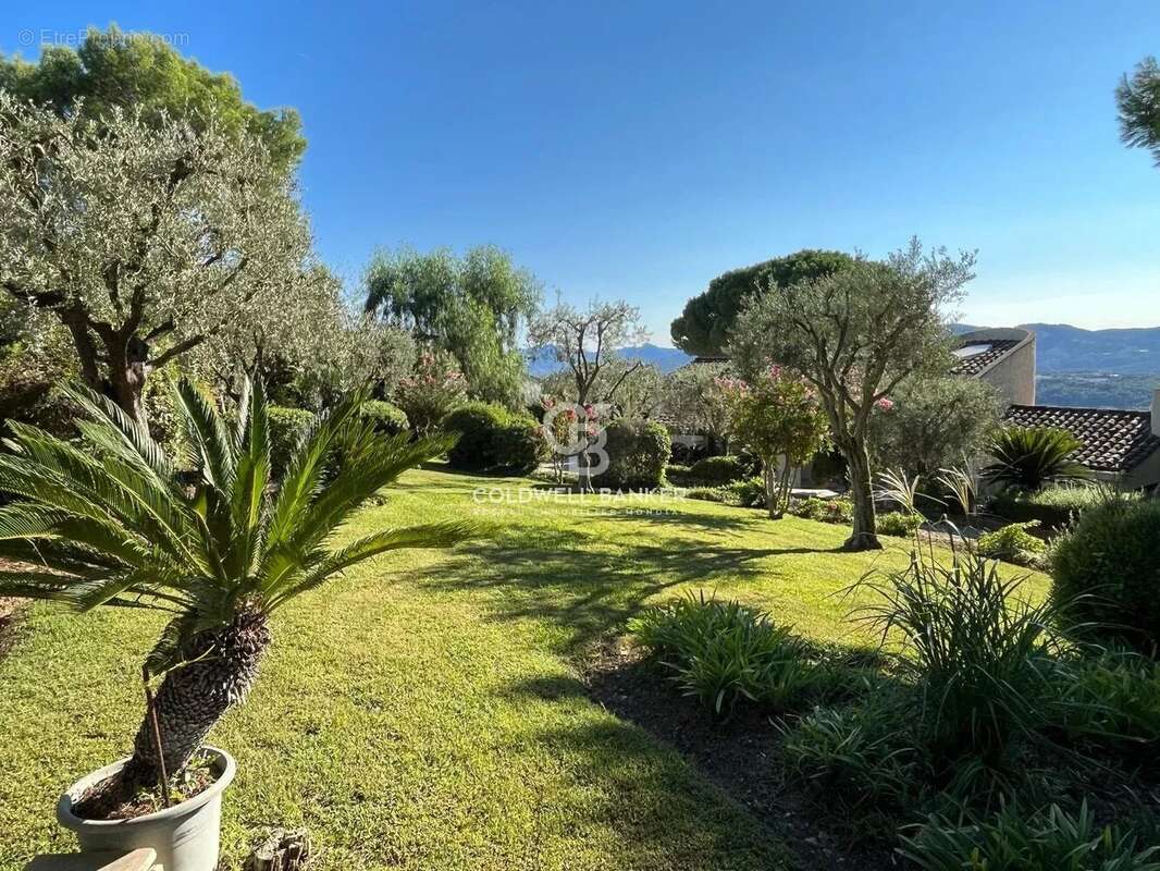 Maison à MOUGINS