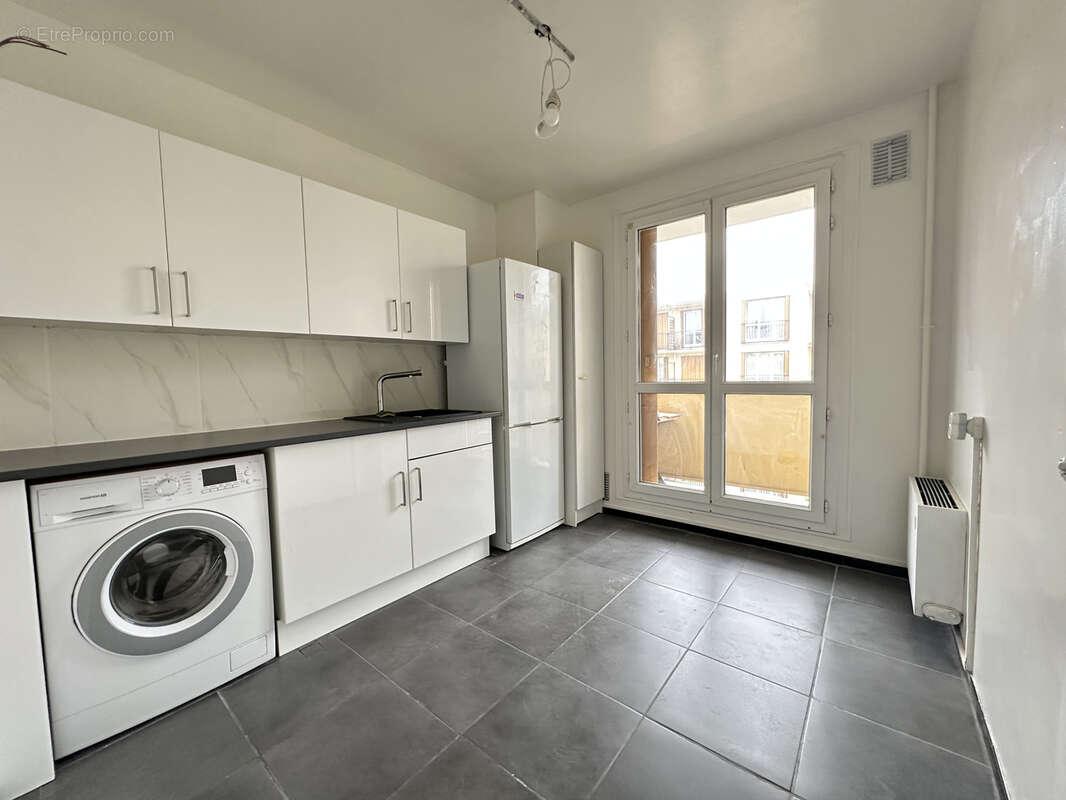 Appartement à BROU-SUR-CHANTEREINE