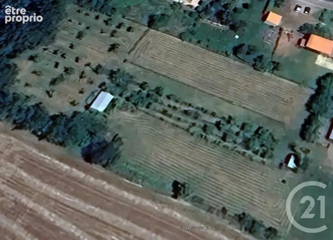 Terrain à TALMONT-SAINT-HILAIRE