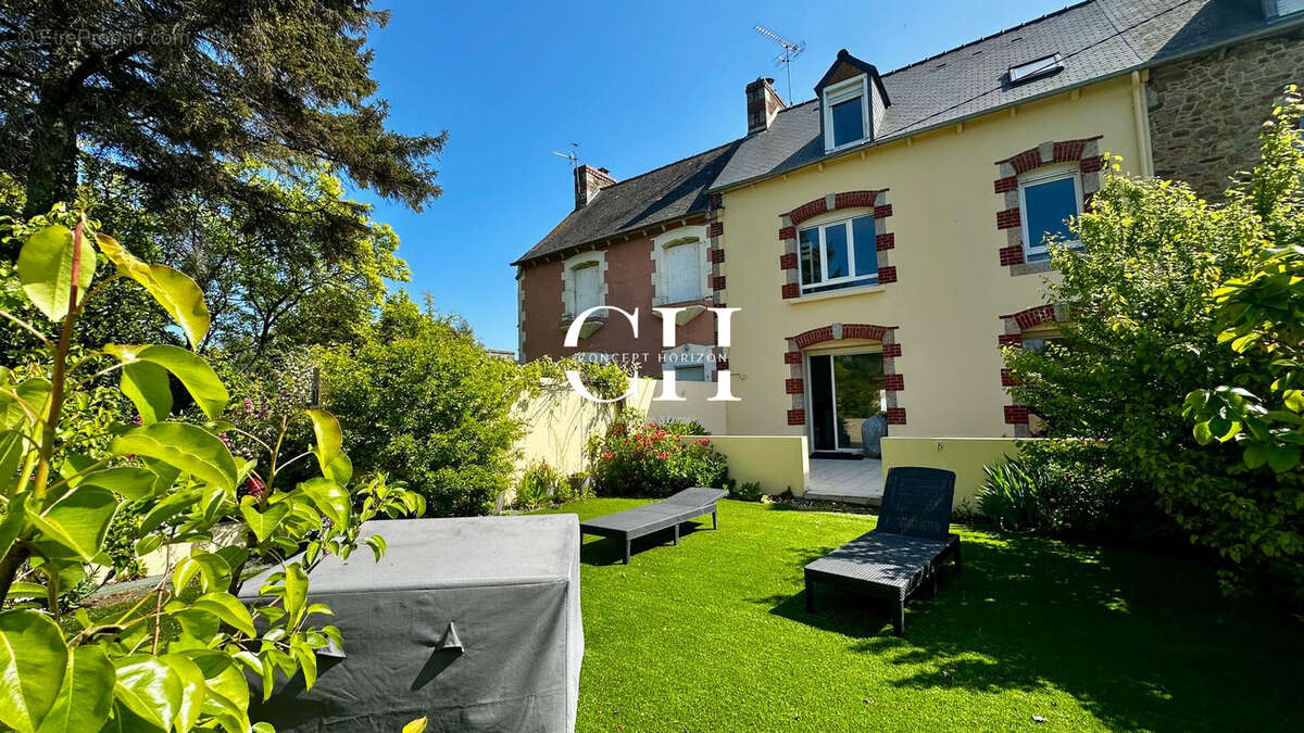 Maison à HILLION