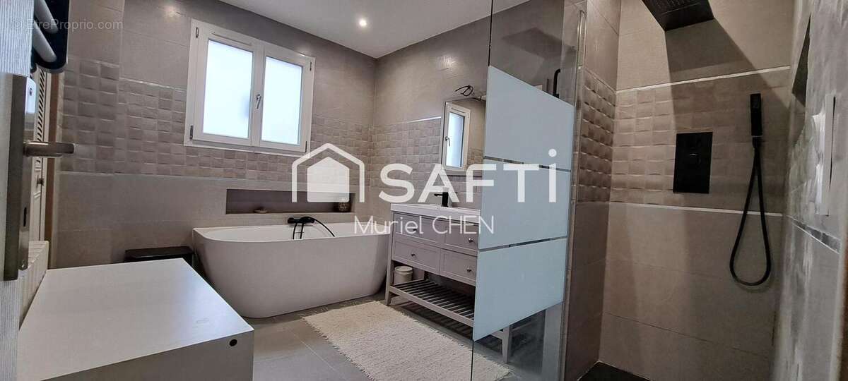 Photo 7 - Maison à LUNEL-VIEL