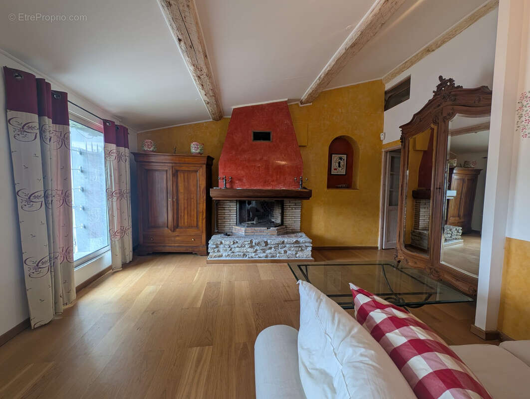 Maison à LA LIVINIERE