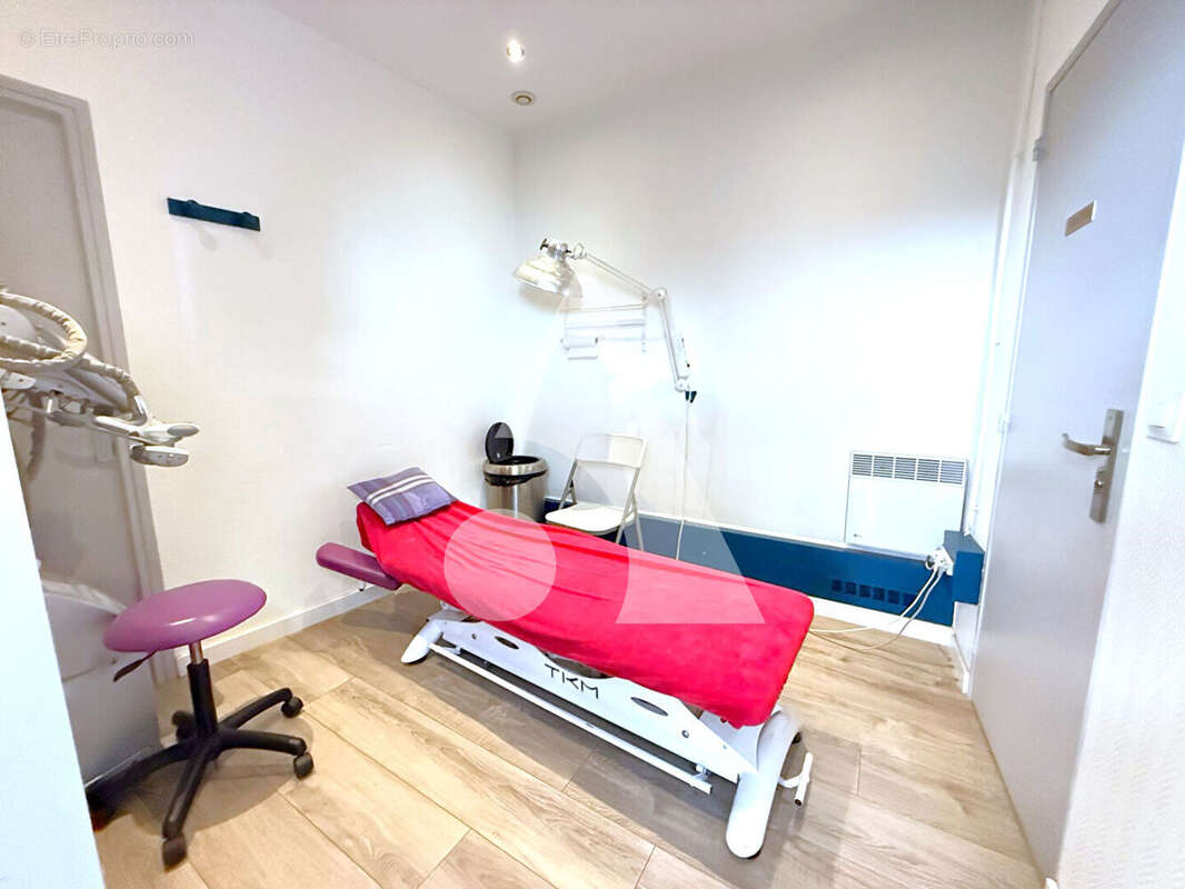 Commerce à EAUBONNE