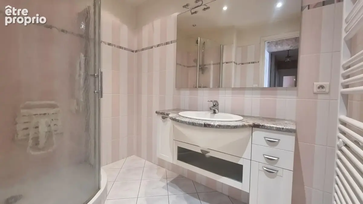 Appartement T4 à vendre - Rouen Île Lacroix - 86.22 m² - Loggia plein Sud - Ascenseur - Parking - photo 8