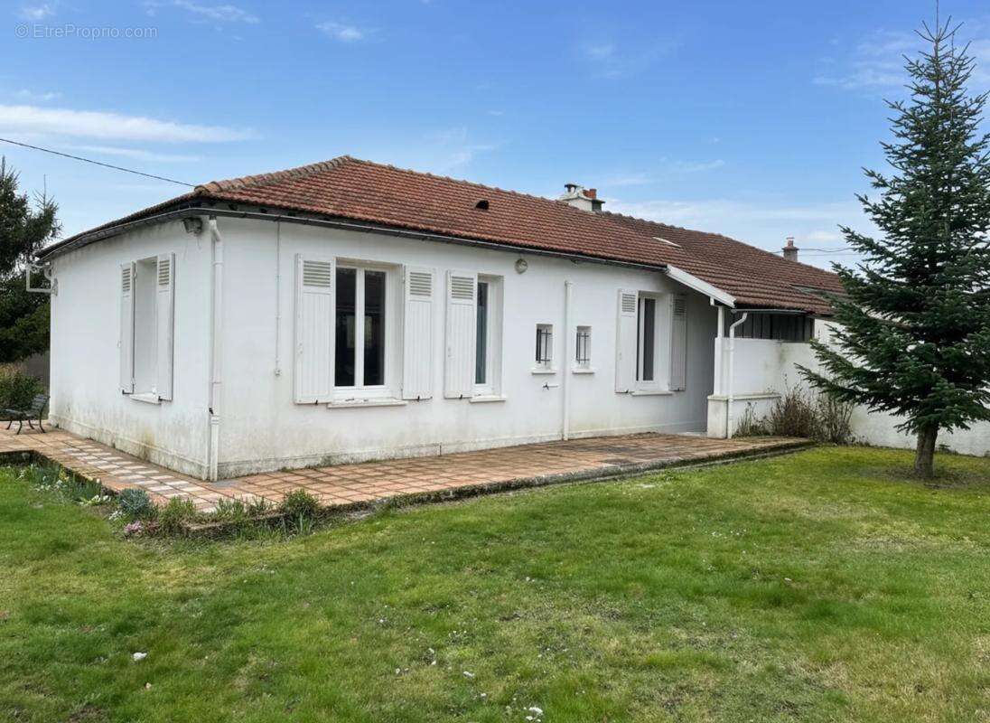 Maison à SAULNIERES
