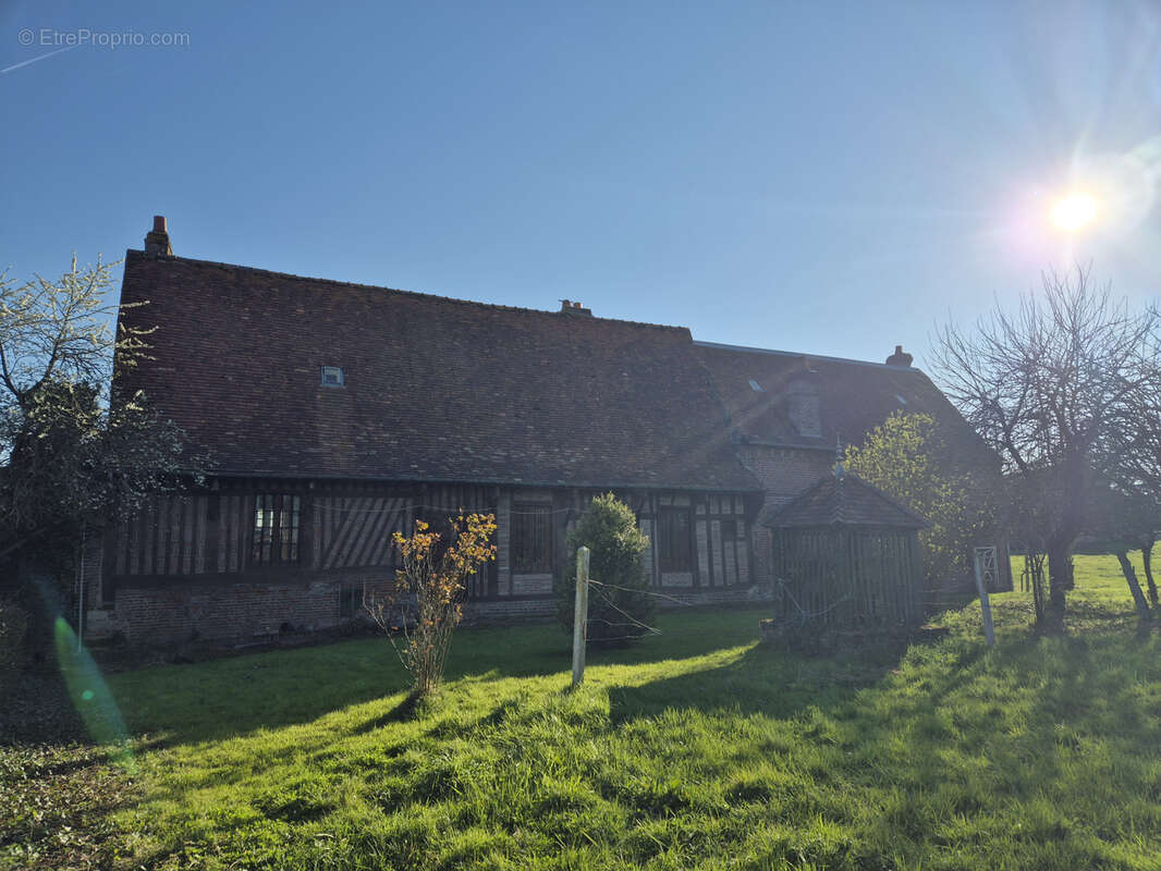 Maison à NEUFCHATEL-EN-BRAY