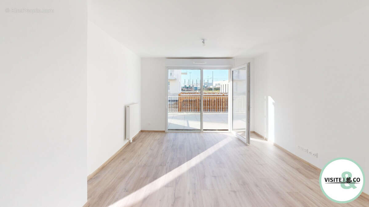 Appartement à FLEURY-SUR-ORNE