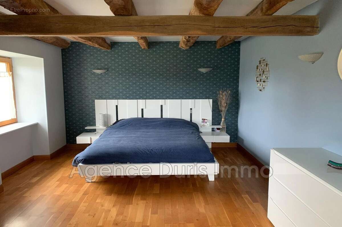 Maison à SAINT-PRIEST-LIGOURE