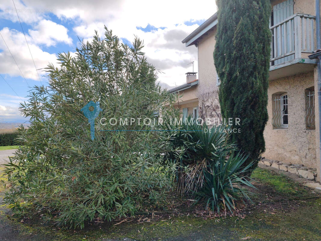 A Vendre maison de 185 m2 à Castres - photo 6