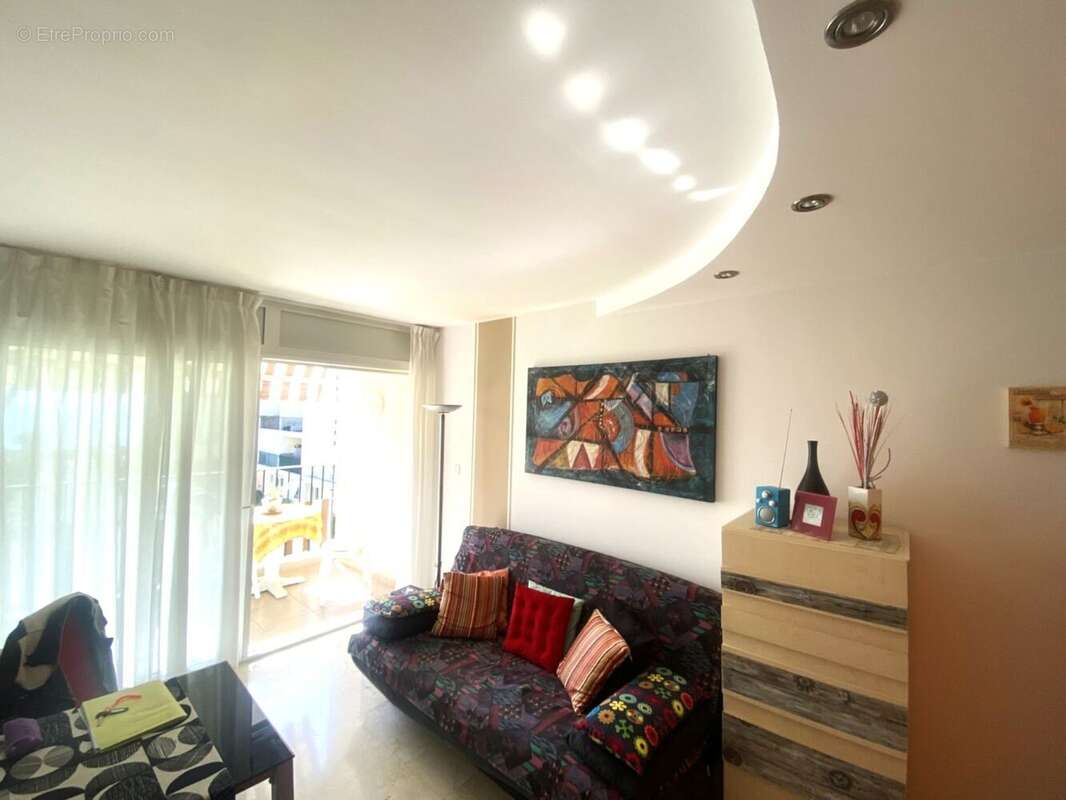 Appartement à ROQUEBRUNE-CAP-MARTIN