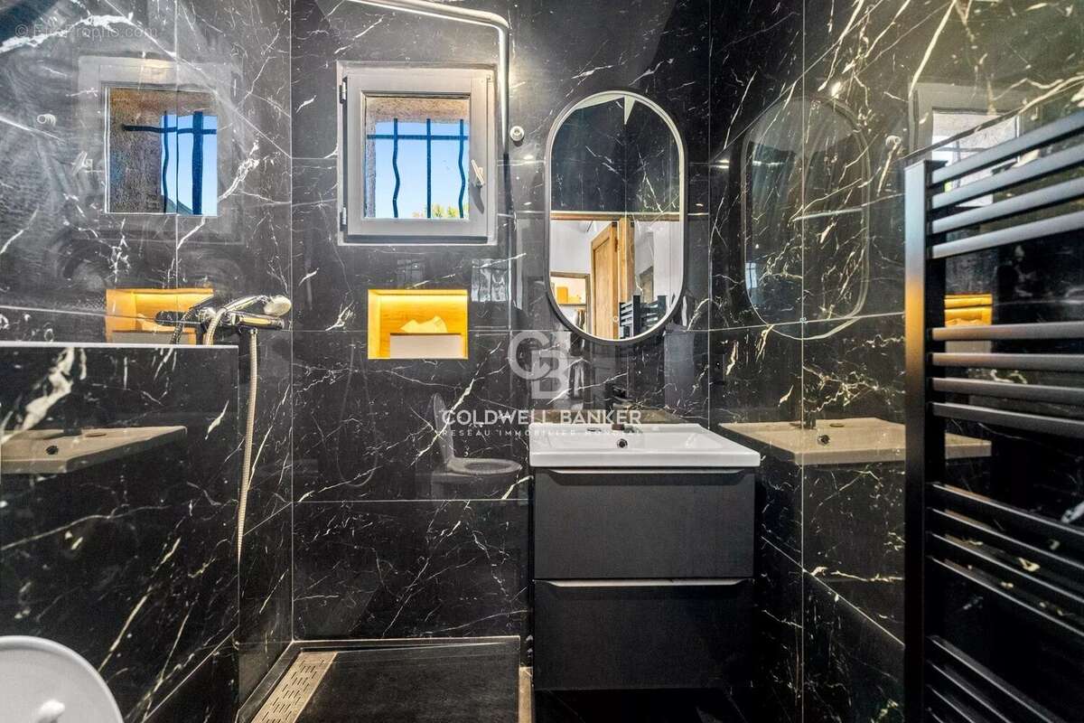 Maison à PEYMEINADE