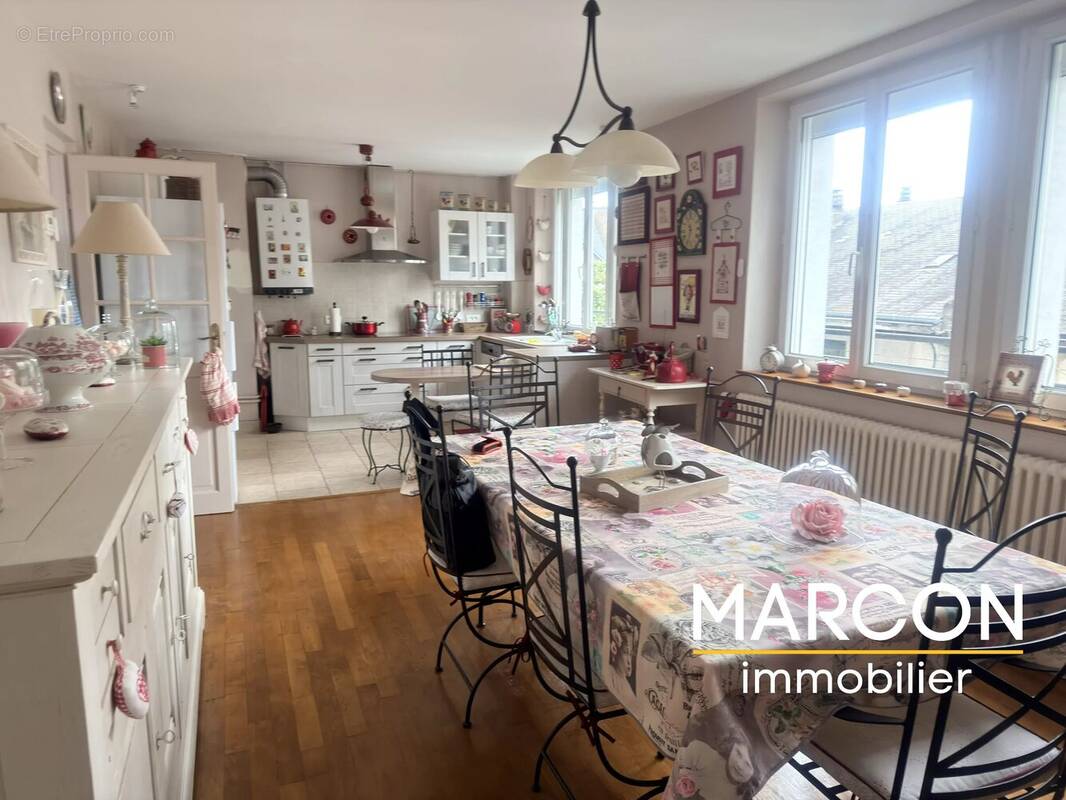 Appartement à GUERET