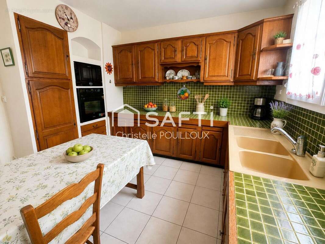 Maison 135 m² à Epannes  - photo 4