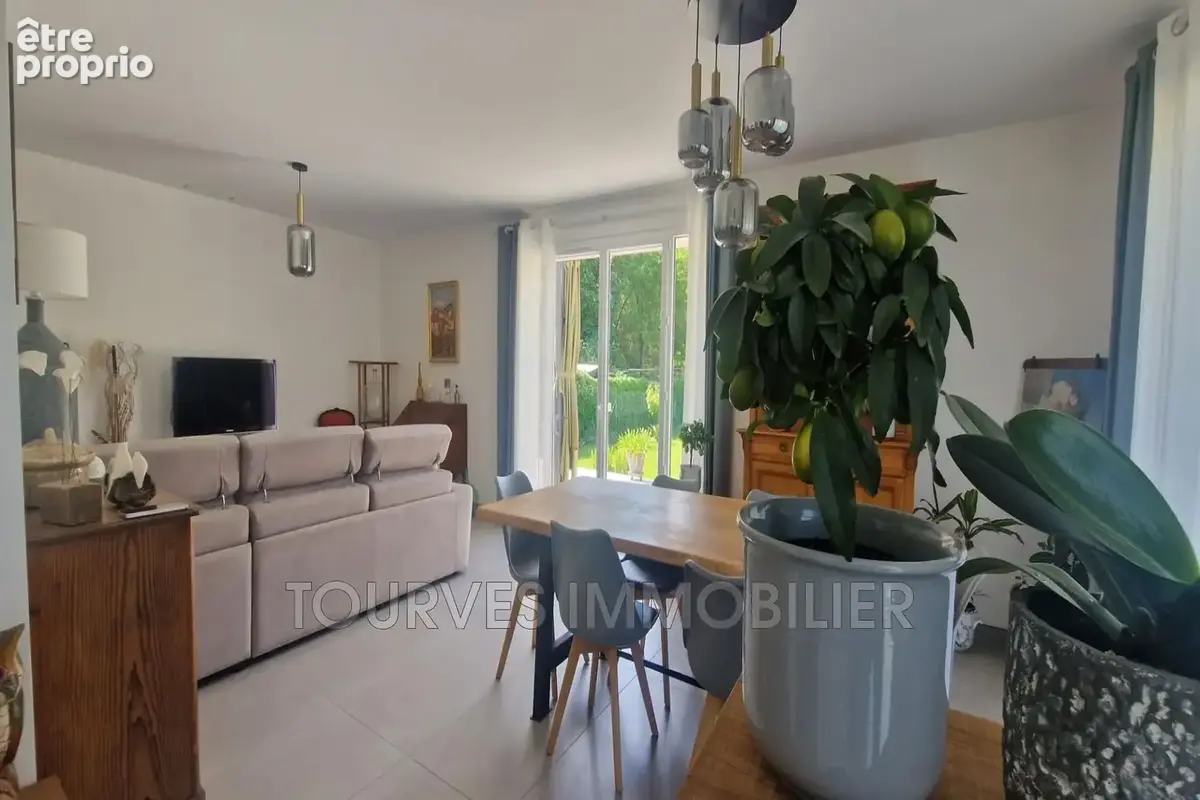 Maison 5 pièces 126 m² à vendre à Tourves (83170) - photo 8