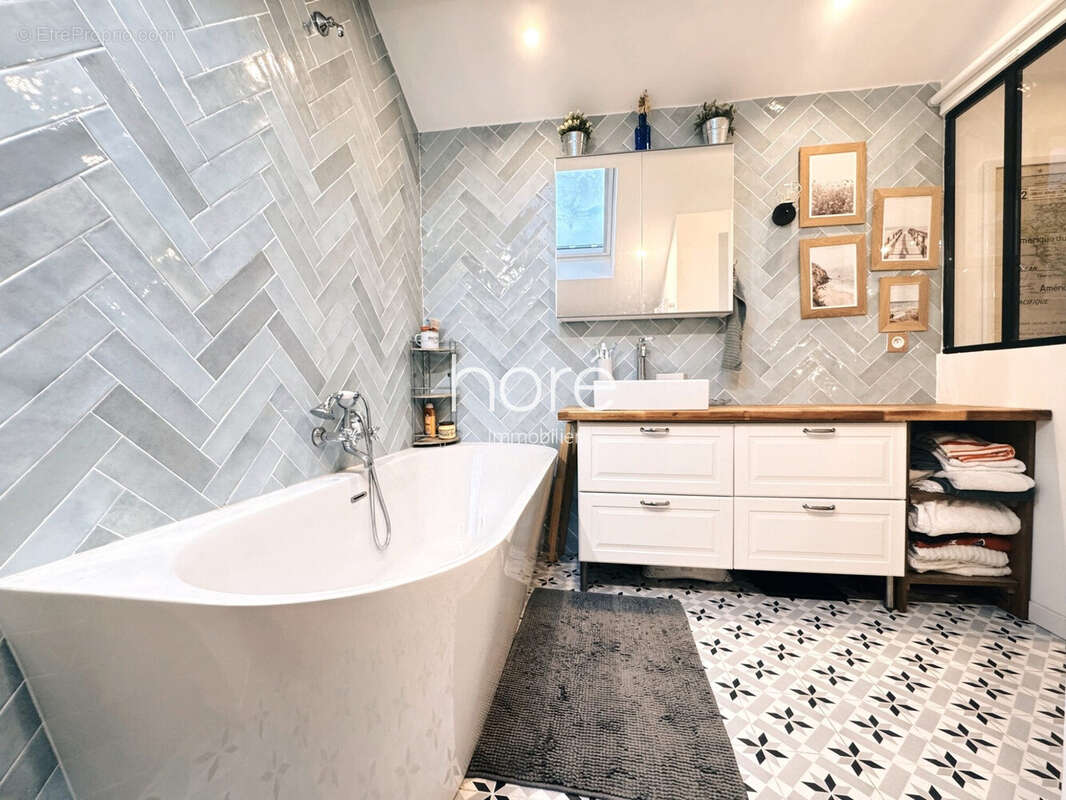 Appartement à COLOMBES