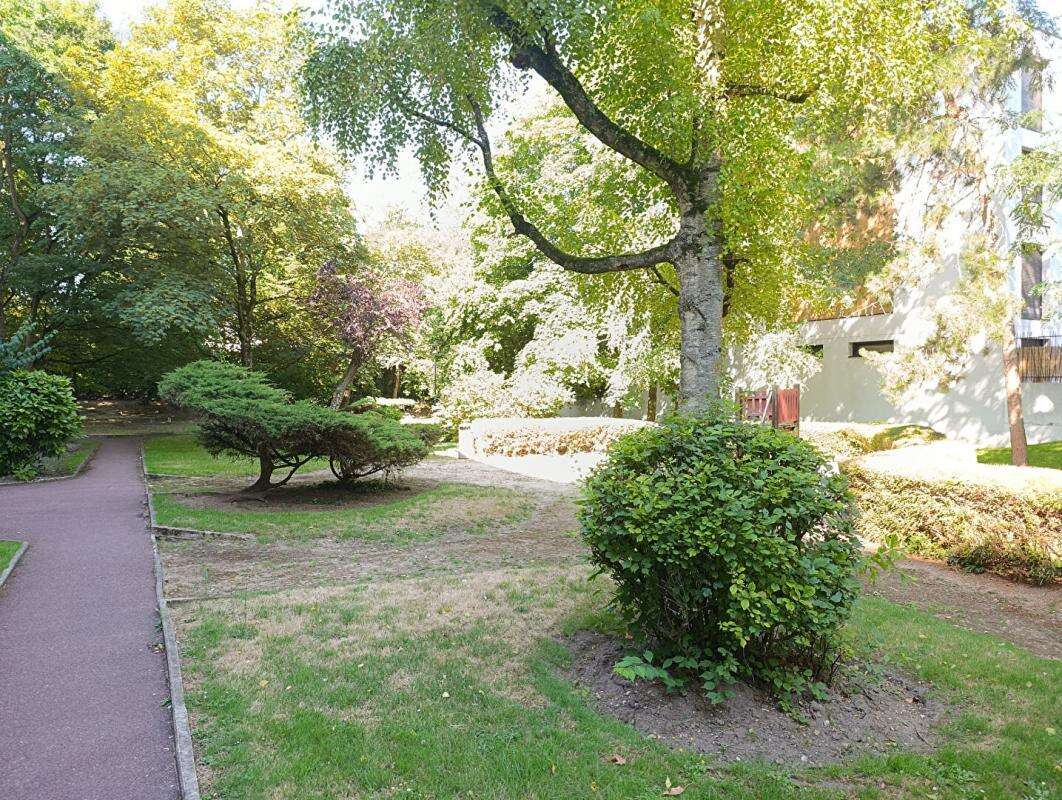 Appartement à LIMEIL-BREVANNES