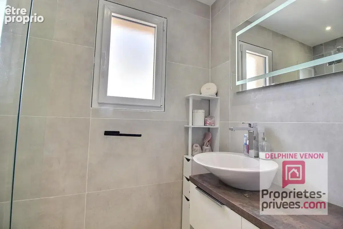 Exclusivité - Maison  contemporaine  classe énergie A avec de belles prestations à Chateauneuf Sur Loire - photo 10
