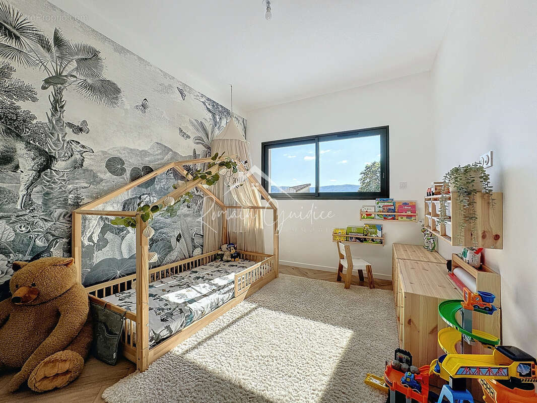 Maison plain-pied f4 99 m2 de 2023 - photo 15