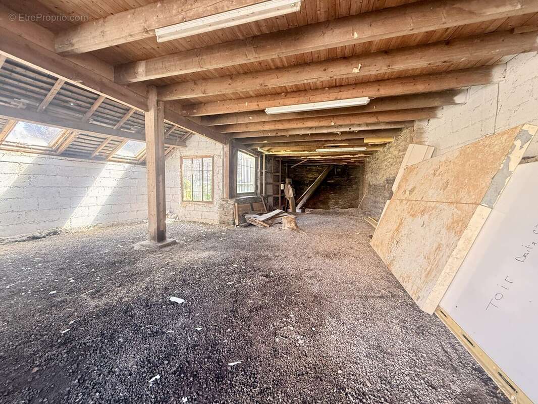 Maison 100 m² à Caurel  - photo 2