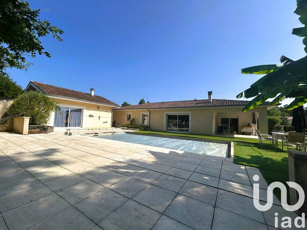 Photo 1 - Maison à LA BREDE