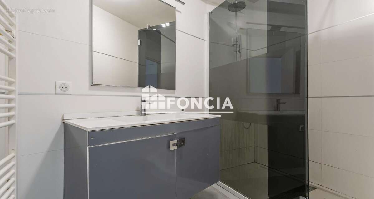 Appartement à SAINTE-GENEVIEVE-DES-BOIS