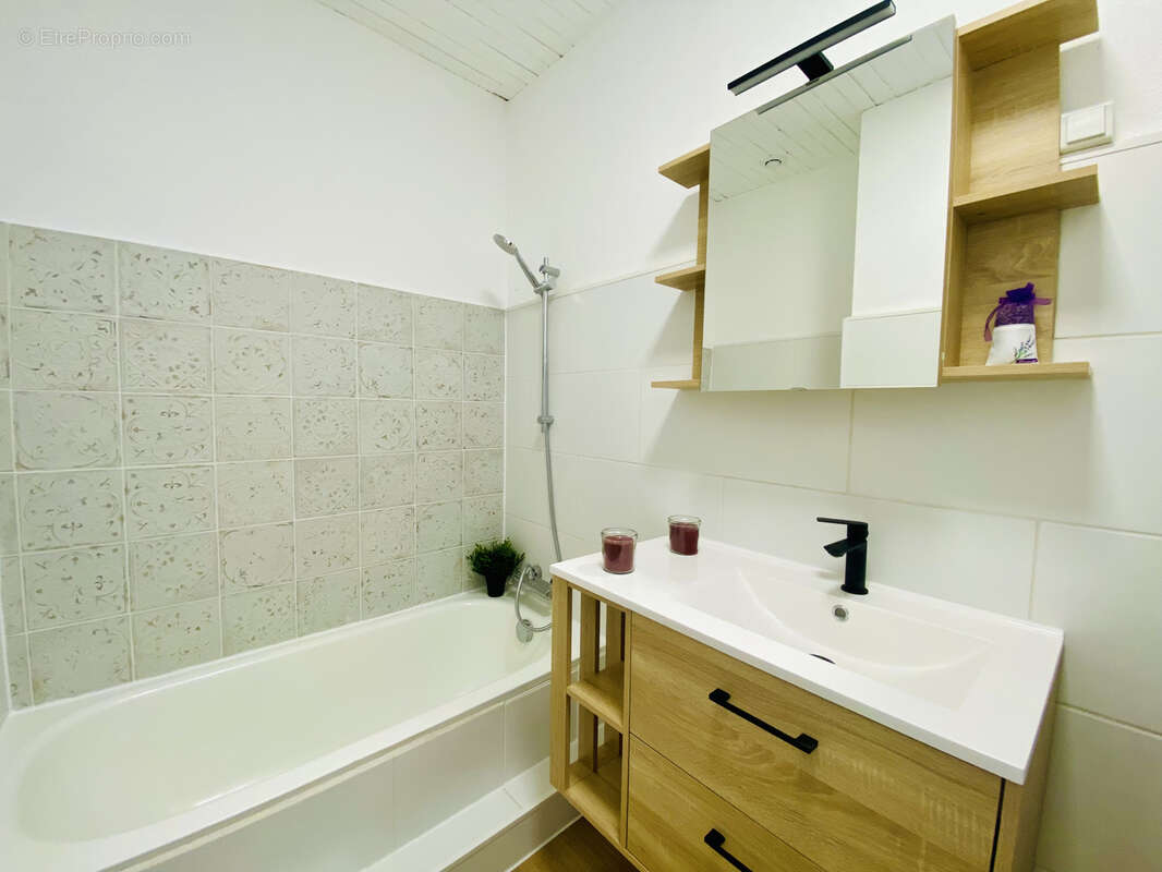 Appartement à BUIS-LES-BARONNIES