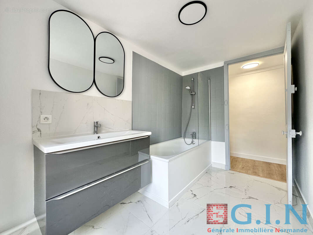 Rouen secteur prefecture / place du vieux-marche / appartement 4 chambres - photo 12
