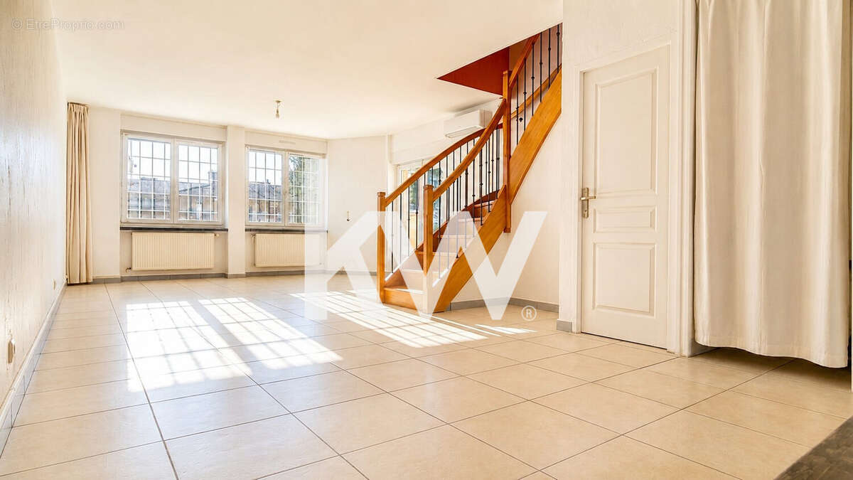 Appartement 134 m² à Saint-Chamond  - photo 3