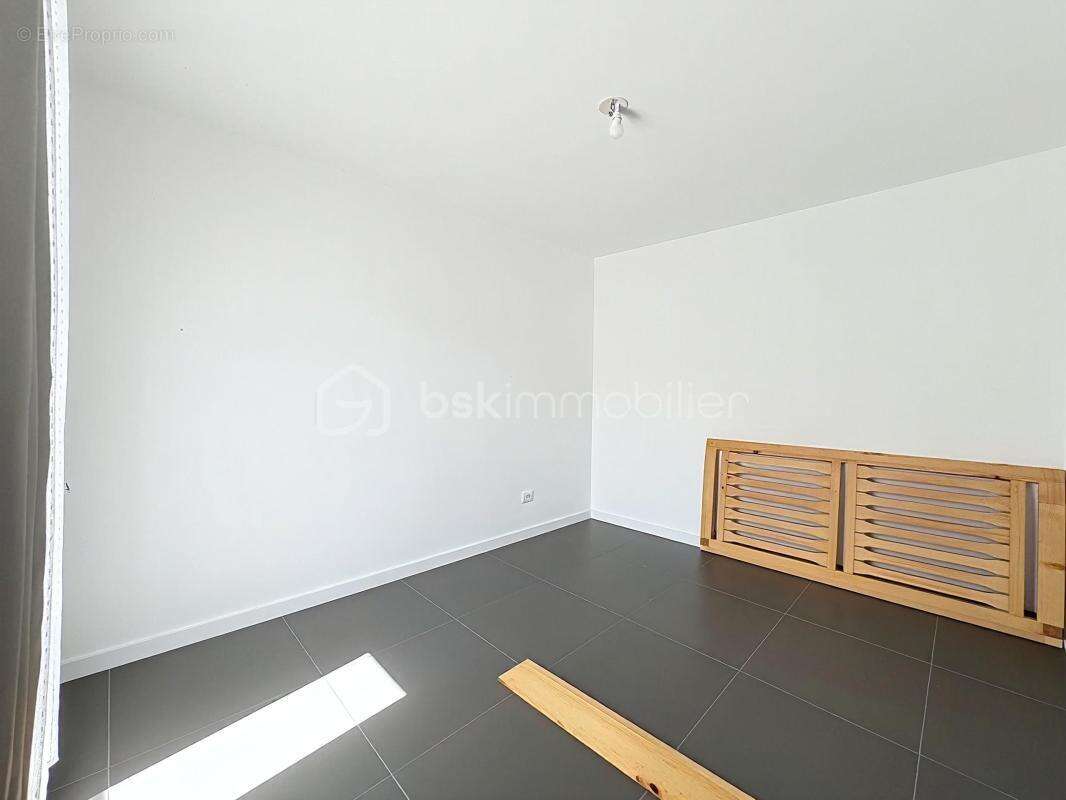 Appartement à BOIS-D'ARCY
