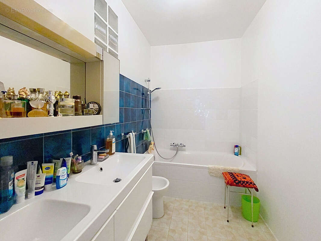 Maison à SAINT-MAUR-DES-FOSSES