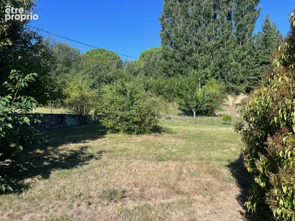 Terrain à VIVIERS