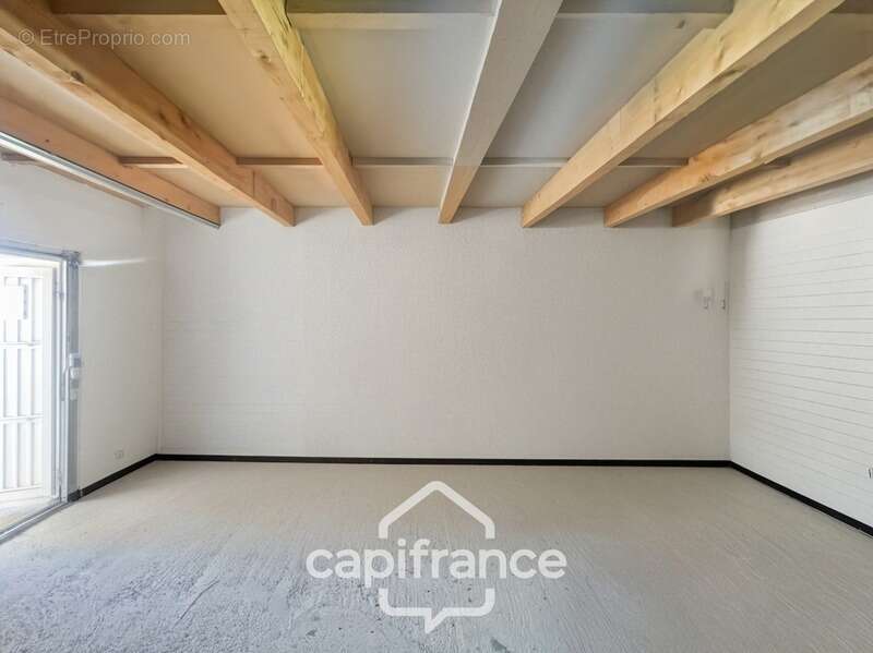 Propriété de plain pied  en campagne  vue panoramique, construction 1980,  habitation de 177m2 3/4 chambres sur un terrain de 22 - photo 55