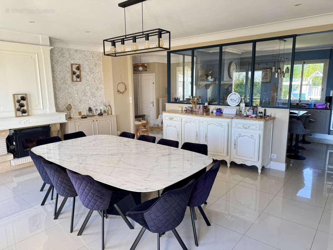 Maison à SAINT-AULAIRE