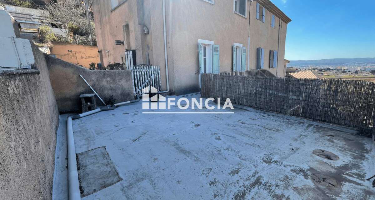 Appartement à VITROLLES