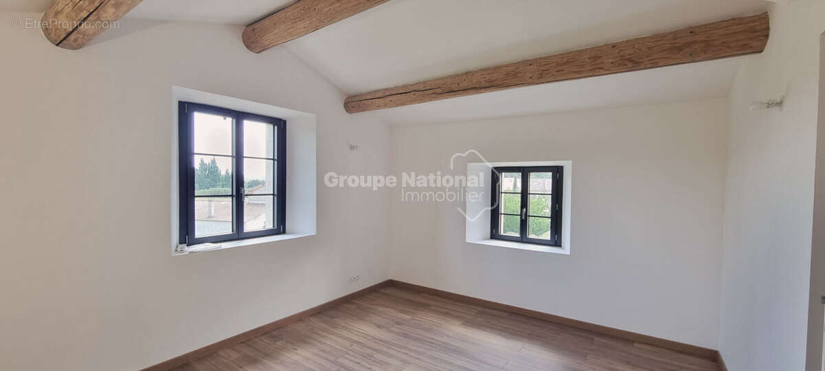 Mas rénové  sur 3 000m² de terrain - photo 11