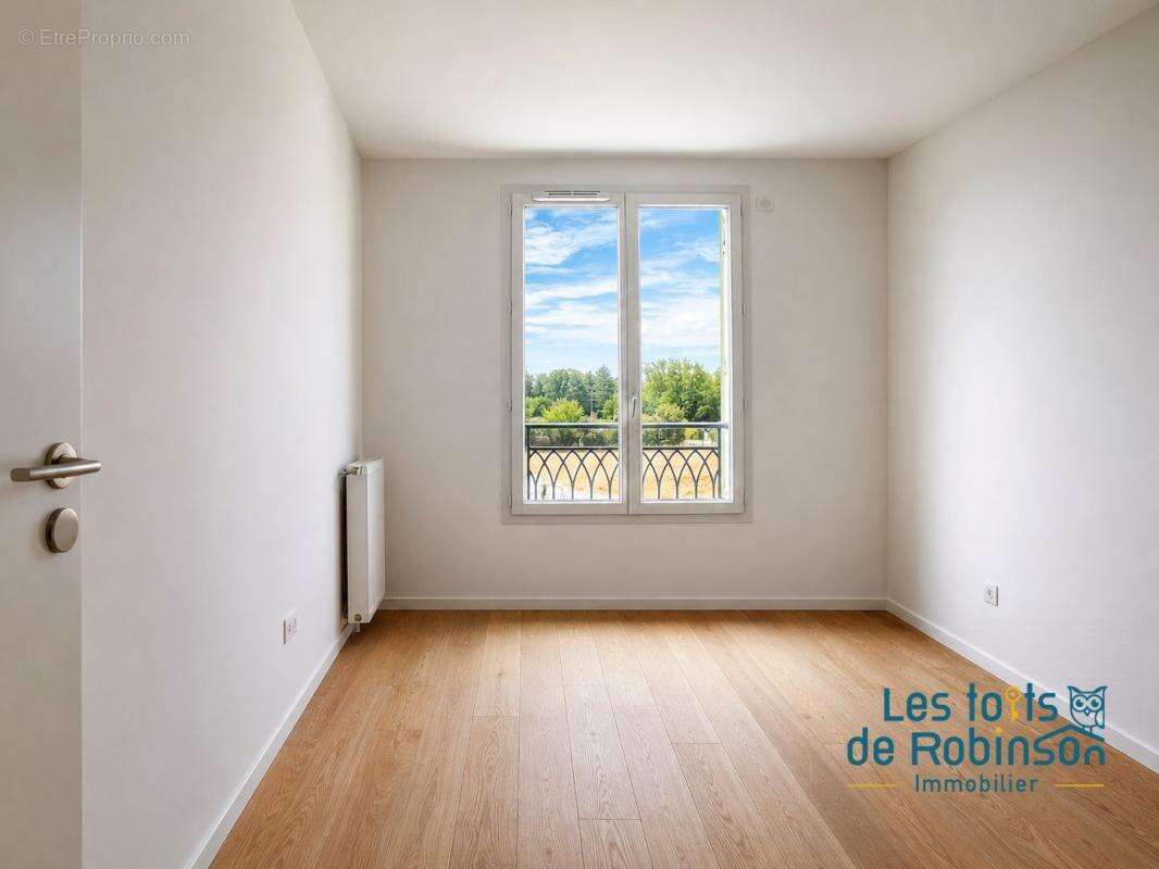 Appartement à LE PLESSIS-ROBINSON