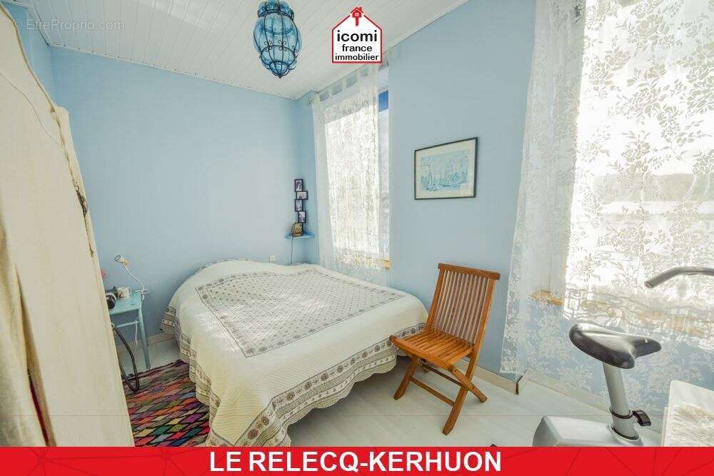 Maison à LE RELECQ-KERHUON