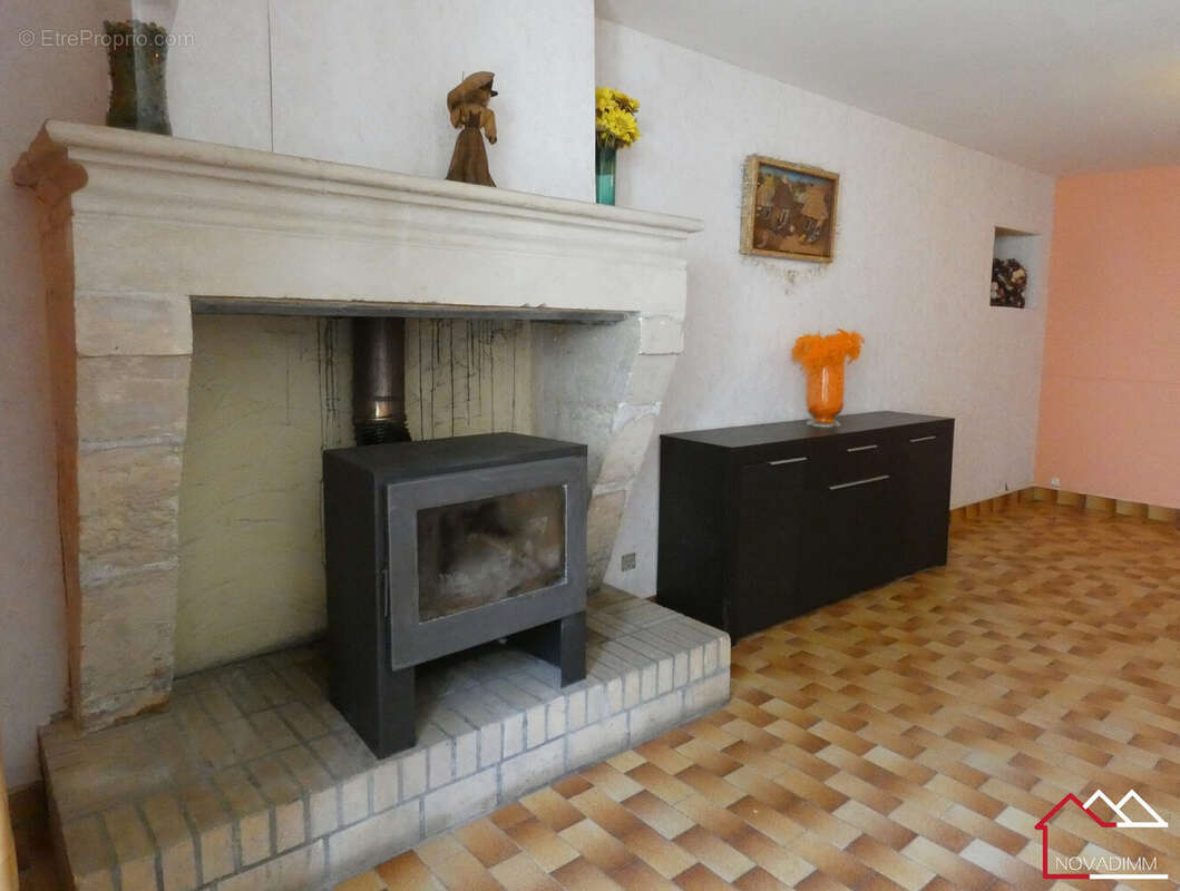 Maison à SAINT-PRIVAT-DES-PRES