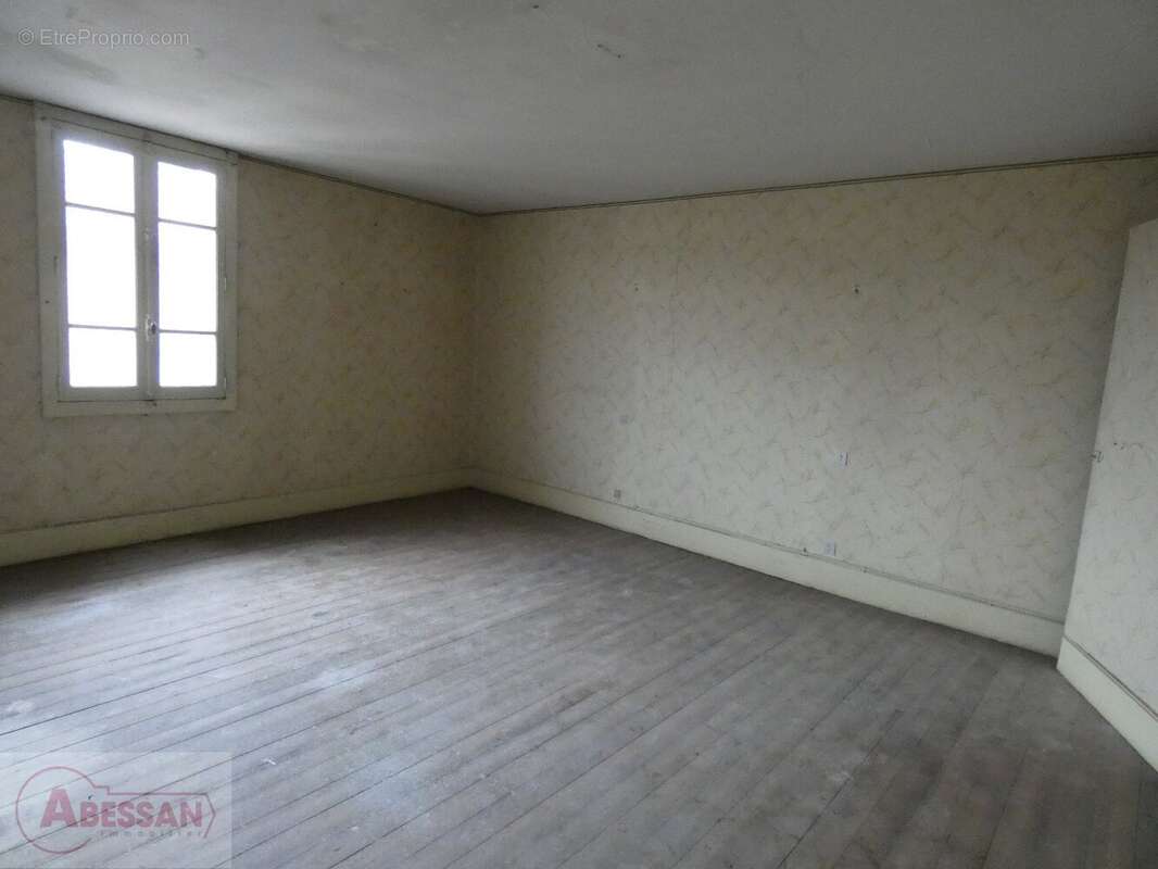 Maison à CORDES-SUR-CIEL